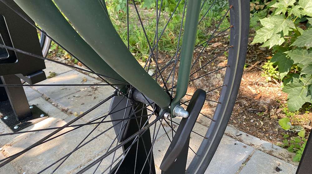 BUSHALTE ZEIST VAN RENESSELAAN KRATFIETSEN AXLE IVO SINGLE SIDED