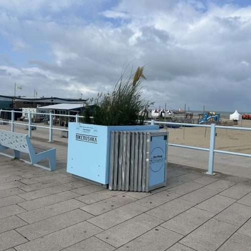 Extendable BIKEBUSHKA® bicycle parking solution in retracted position